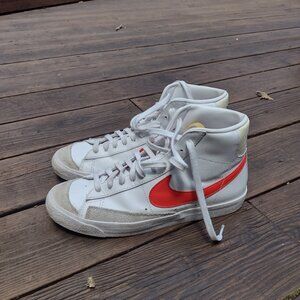 Nike Blazers mid 77 red and white